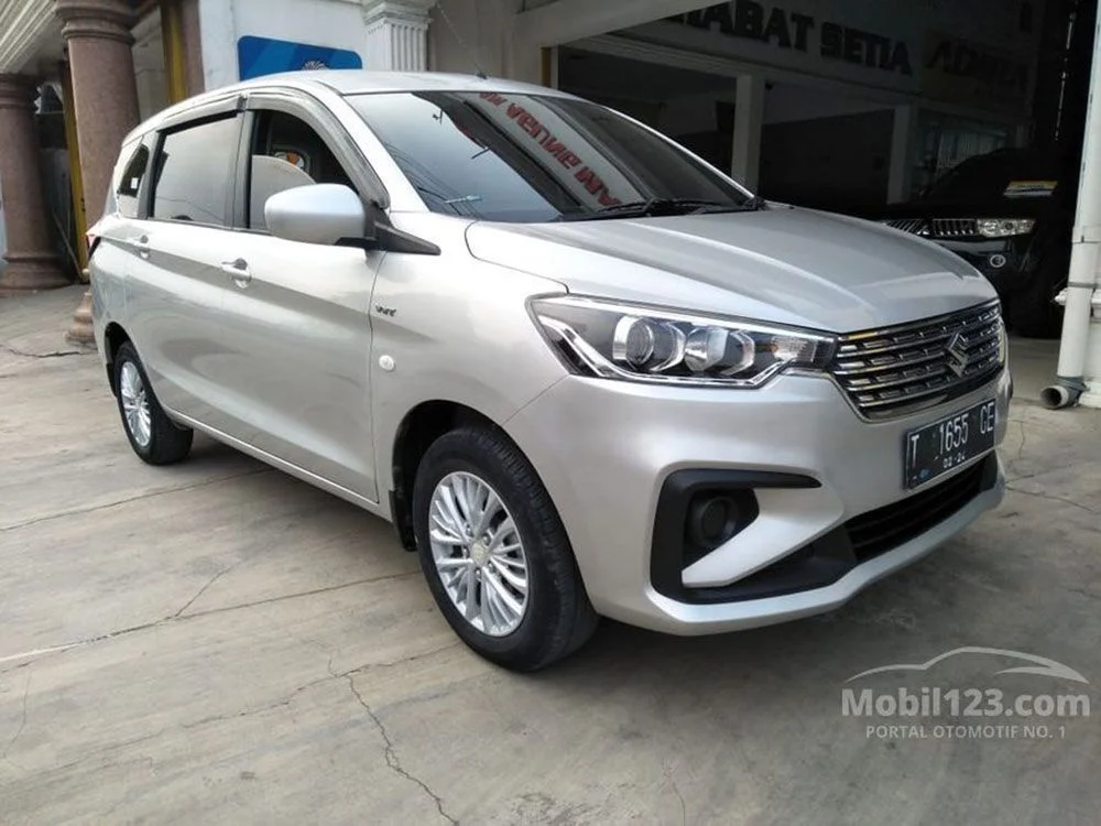 Harga Suzuki Ertiga 2018 Bekas 8 Penumpang Turun Drastis, Simak Harga Terbaru dan Faktor Pasar!