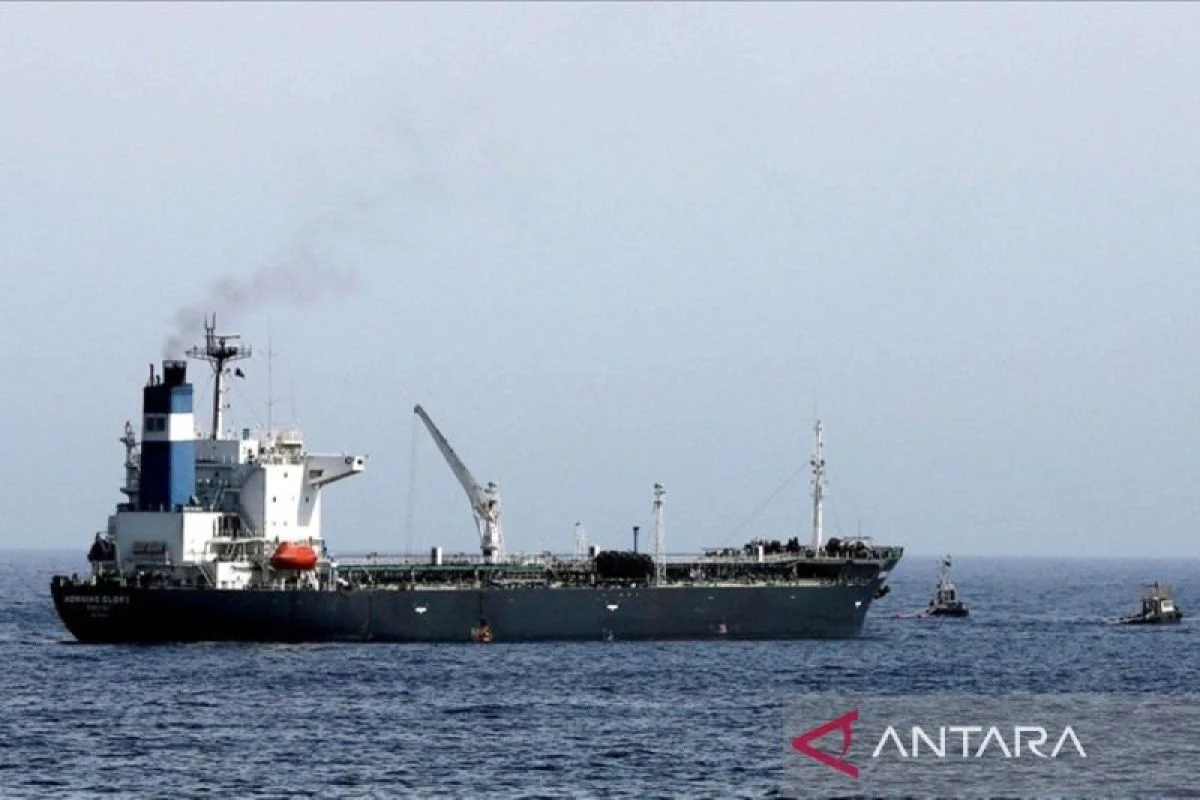 Insiden Kapal Tanker: Antara Ledakan dan Evakuasi