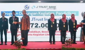 J Trust Bank Luncurkan Produk Perbankan Berkelanjutan untuk Lingkungan