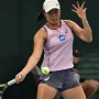 Janice Tjen Italian Open: Siap Guncang Lapangan Roma Lawan Peyton Stearns