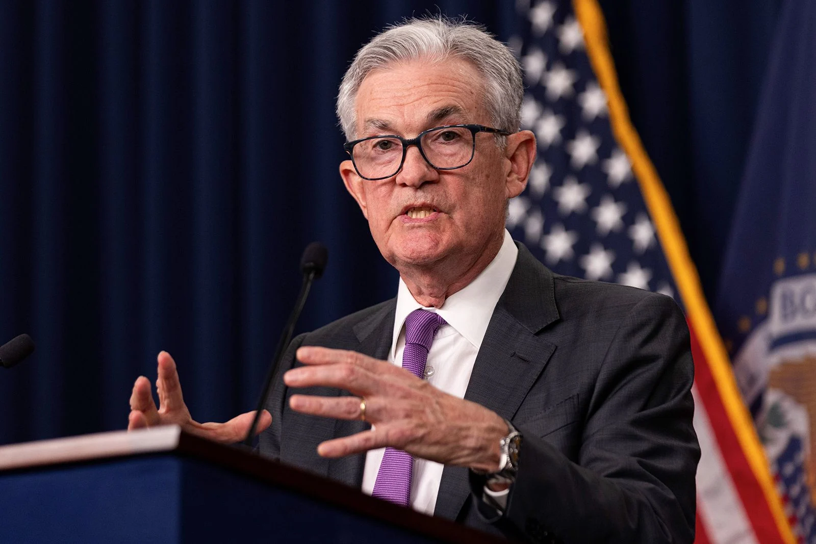 Jerome Powell Tetap Menjabat sebagai Ketua Fed Sementara