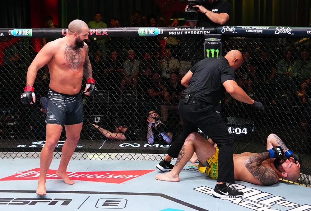 Josh Hokit Membuat Kacau di Konferensi Pers UFC Freedom 250