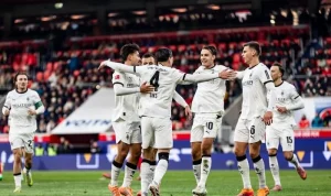 Kevin Diks dan Rekan Setimnya di Timnas Italia dan Borussia Monchengladbach