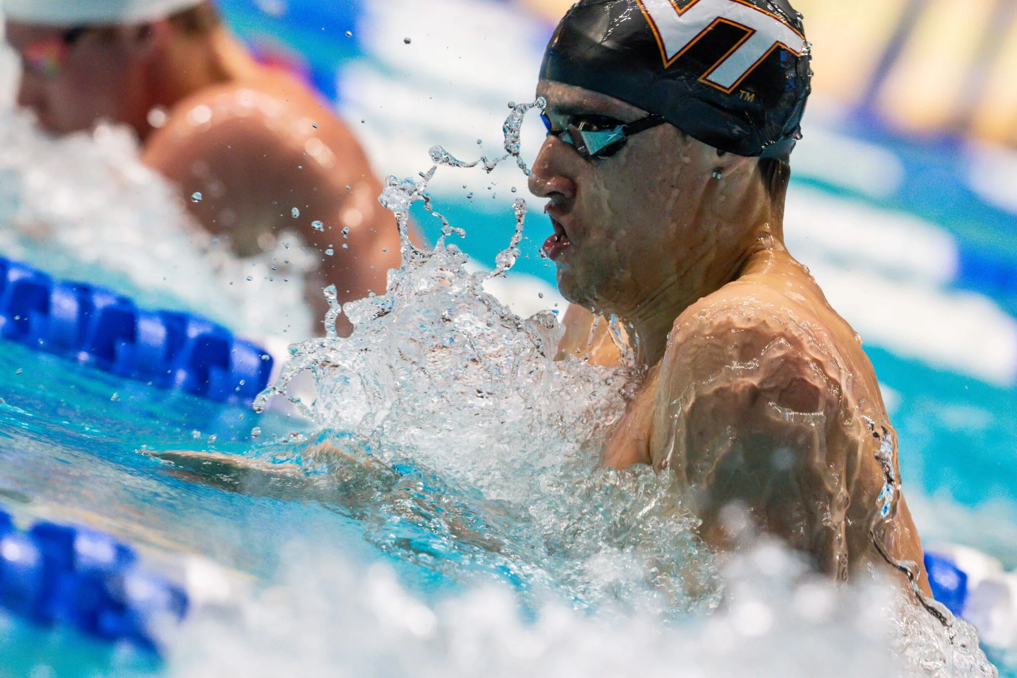 Kompetisi Renang Pro Swim Series Sacramento: Carles Coll Marti dan Mikayla Tan Menjadi yang Tercepat