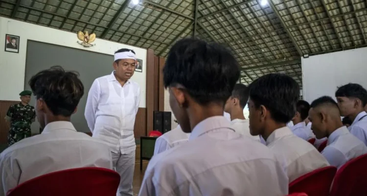 Kontroversi Penghapusan Sarjana Pendidikan: Akademisi Kritis, Industri Tak Selalu Jadi Ukuran