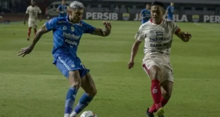 Layvin Kurzawa Bawa Persib Bangkit Dramatis, Assist Kunci Comeback 4-2 Lawan Bhayangkara