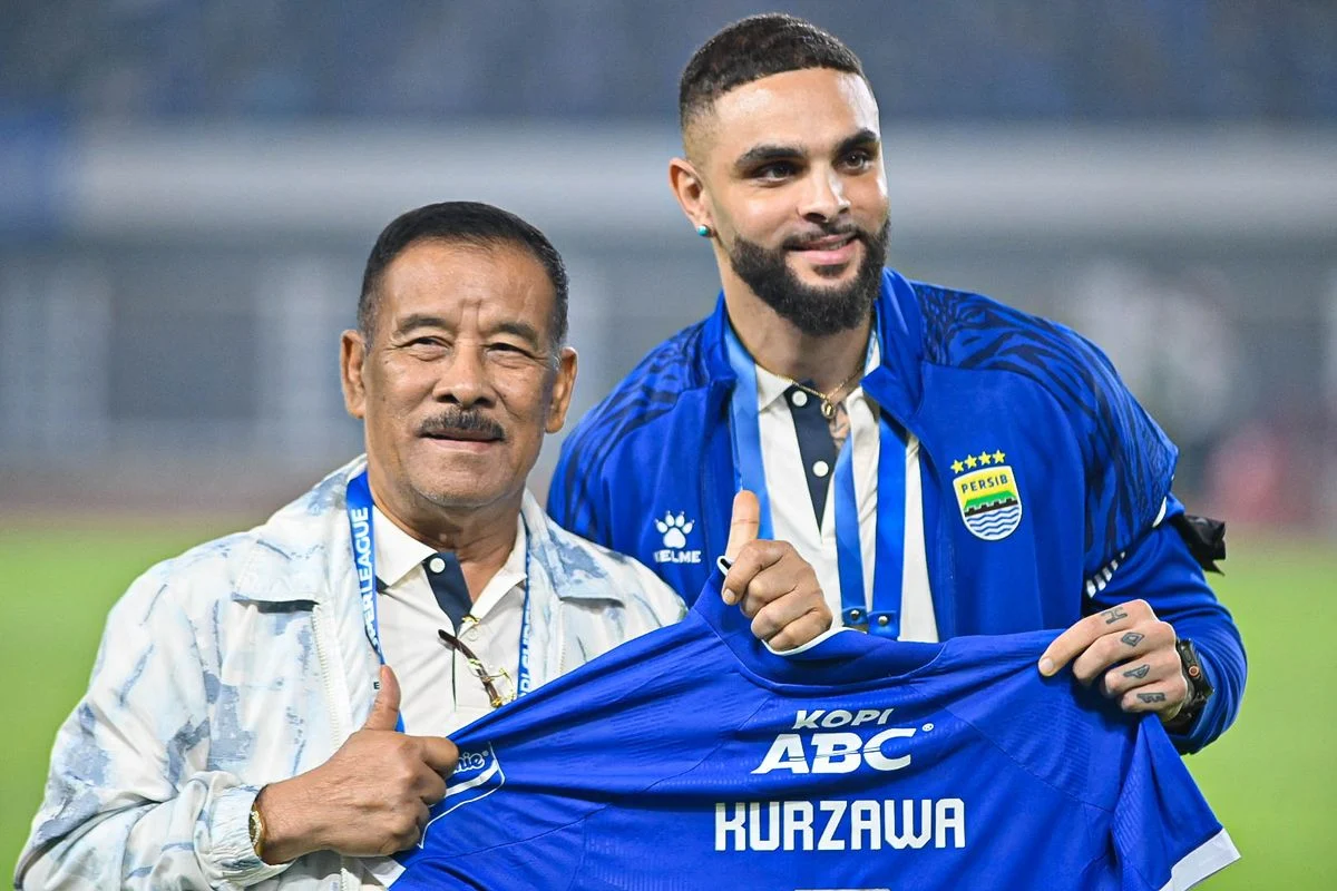Layvin Kurzawa Bersinar, Persib Bandung Tetap Tangguh Usai Kemenangan Epik 4-2 atas Bhayangkara
