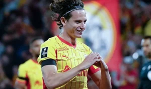 Lens FC Hadapi PSG: Pertarungan Sengit di Puncak Klasemen Ligue 1