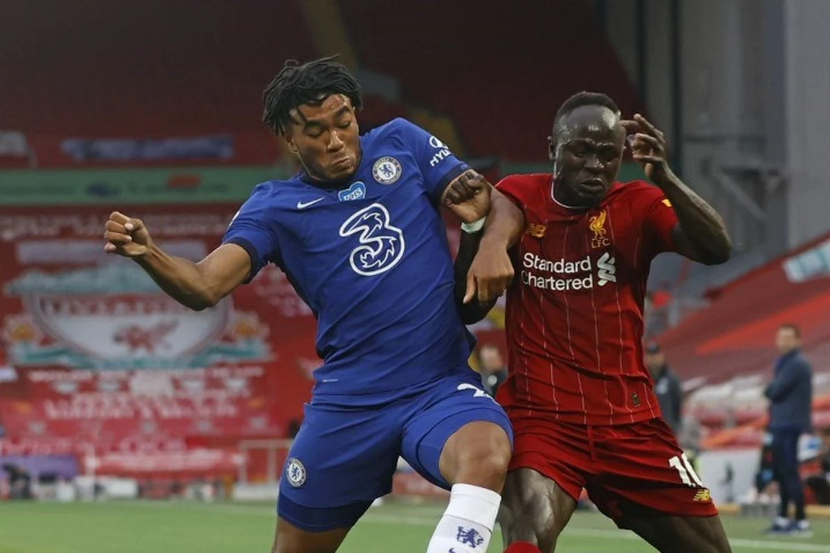 Liverpool Siap Berduel dengan Chelsea di Anfield: Duel Sengit Perebutan Takhta Liga Premier Inggris
