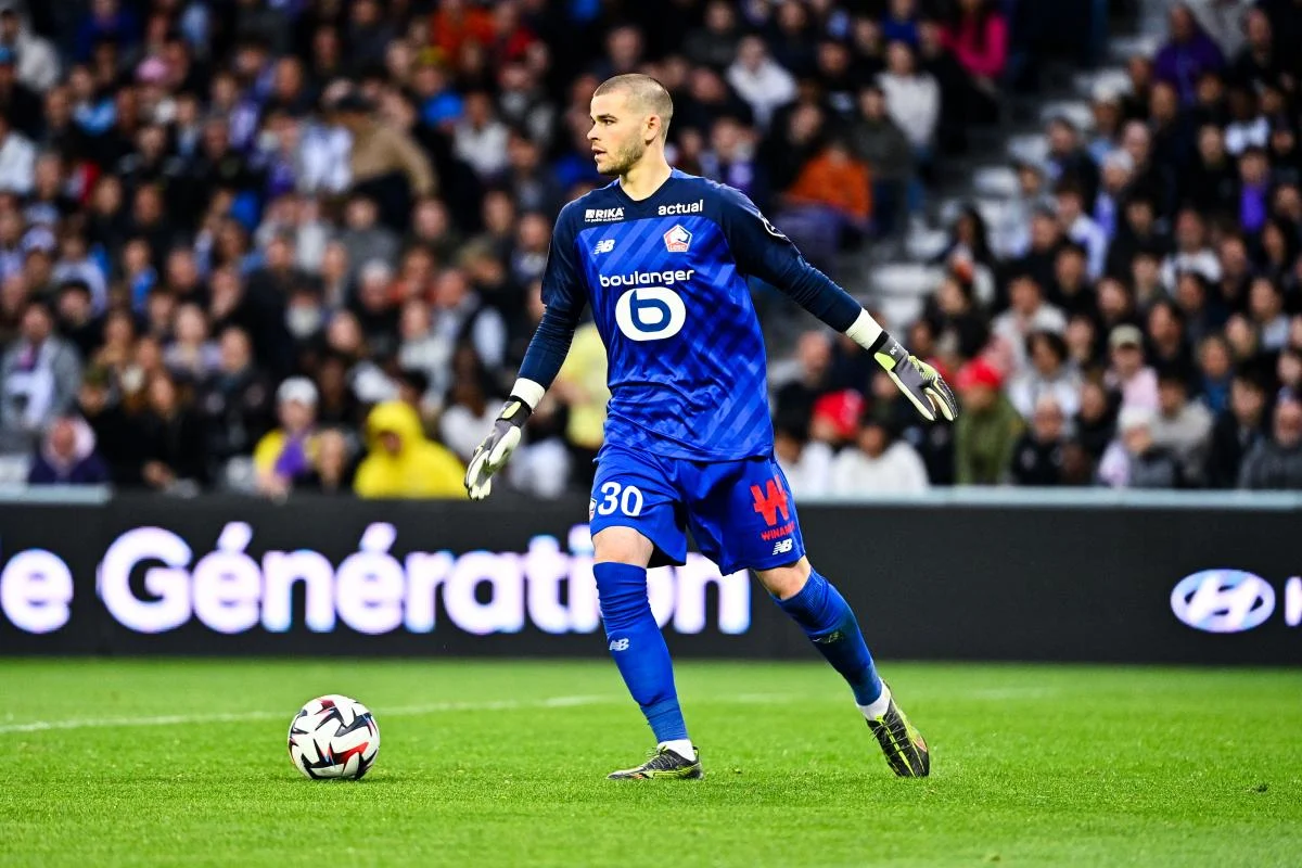 Lucas Chevalier Di Puncak Karier PSG, Namun Cedera Mengancam Piala Dunia 2026