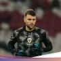 Maarten Paes Dikecam Keras Pasca Kebobolan Dua Gol ke PSV, Masa Depan di Ajax dan Timnas Indonesia Dipertanyakan