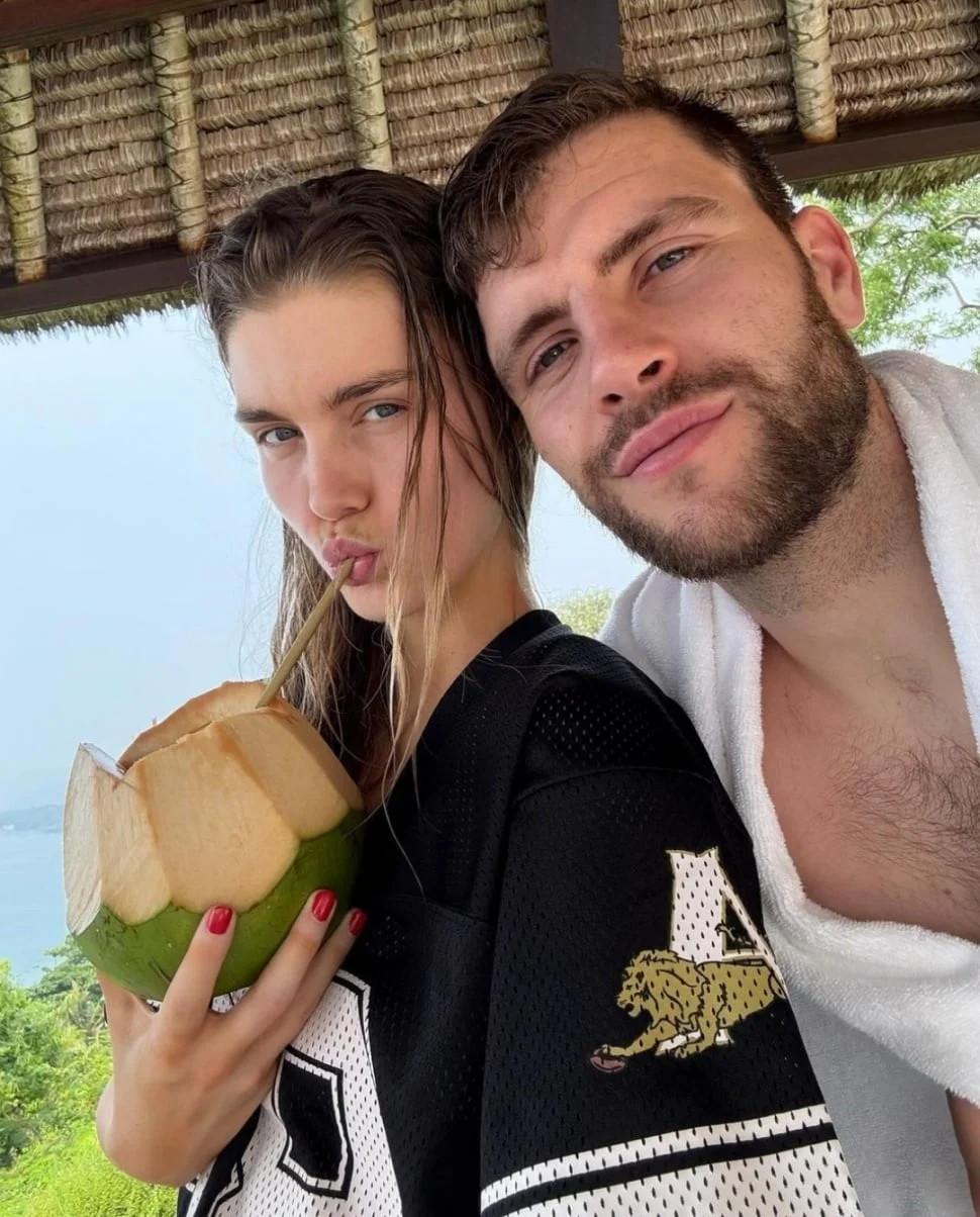 Maarten Paes Melamar Kekasihnya, Model Luna Bijl, di Italia