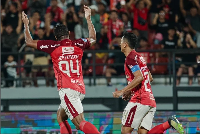 Madura United vs Bali United: Pertarungan Krusial Laskar Sape Kerrab di Garis Kemenangan