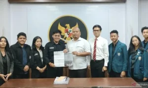 Mahasiswa BEM FH UI, UGM, Undip, Unair, UB Gencar Ajukan Amicus Curiae Uji UU TNI ke Mahkamah Konstitusi