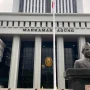 Mahkamah Agung dan Kasus Korupsi: Upaya Pemberantasan dan Pengaruh Teknologi