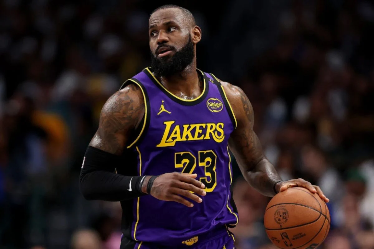 Masa Depan LeBron James di Lakers dan Pencarian Pemain Baru