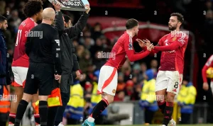 Mason Mount dan Bruno Fernandes: Duel Kreativitas di Lapangan