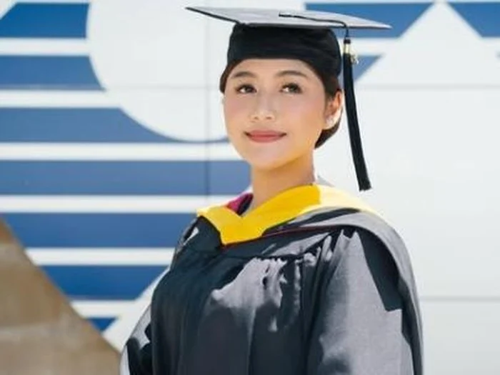 Menantu Joko Widodo Raih Gelar Master di University of Pennsylvania dengan IPK Sempurna