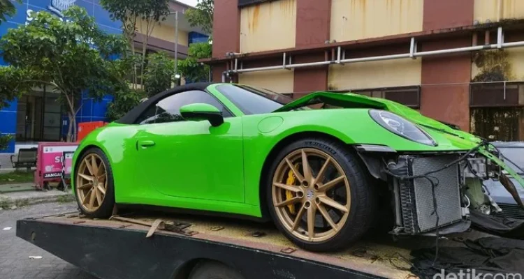 Mengungkap Misteri di Balik Porsche 911 dan Konflik Keluarga
