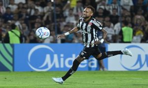 Neymar Minta Maaf pada Robinho Jr Setelah Insiden Tampar di Latihan