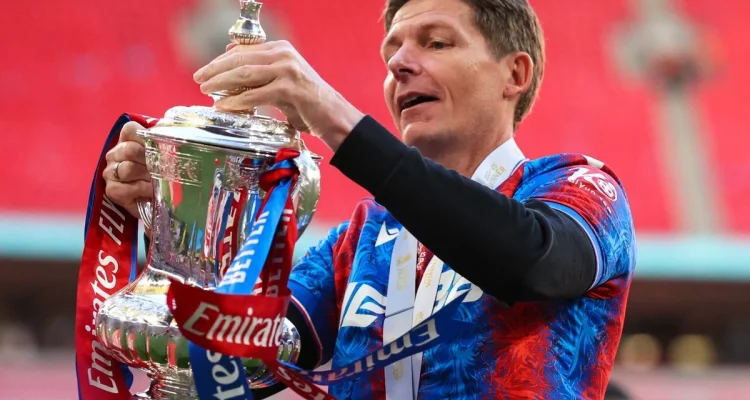 Oliver Glasner Tinggalkan Crystal Palace Setelah Menjuarai UEFA Conference League