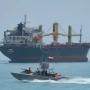 Operasi 'Project Freedom' AS Mulai di Selat Hormuz: Klaim Tenggelamkan 6 Kapal Cepat Iran Diperdebatkan