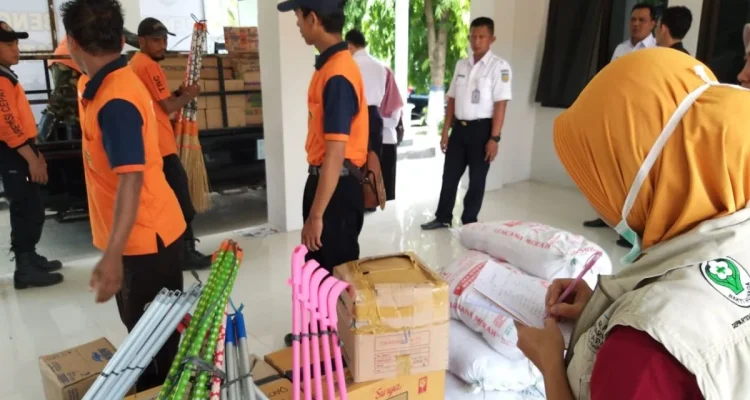 Pedagang di Indonesia Menghadapi Tantangan dan Bencana