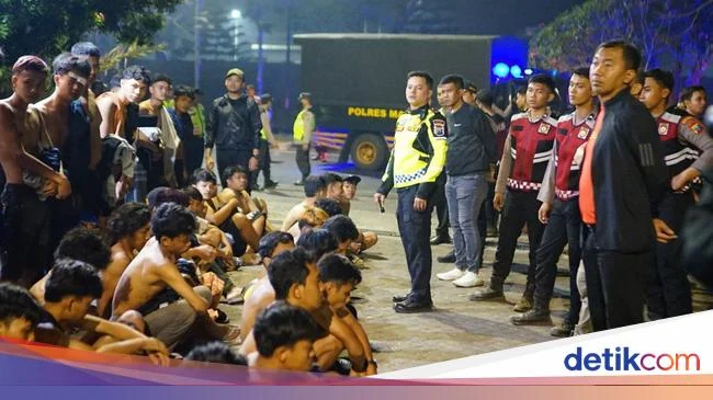 Penyerangan OTK di Pantai Malang: 6 Korban Luka, Mobil Dirusak, 31 Wisatawan Positif Narkoba