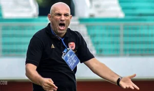 Persebaya Surabaya Bangkit di Bawah Asuhan Bernardo Tavares