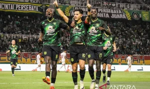 Persebaya Surabaya Pesta Gol, Menghancurkan Persik Kediri 5-0 di Laga Terakhir Super League