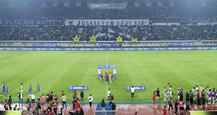 Persib Bandung di Ambang Sejarah, Marc Klok dan Rekan Siap Raih Gelar Juara