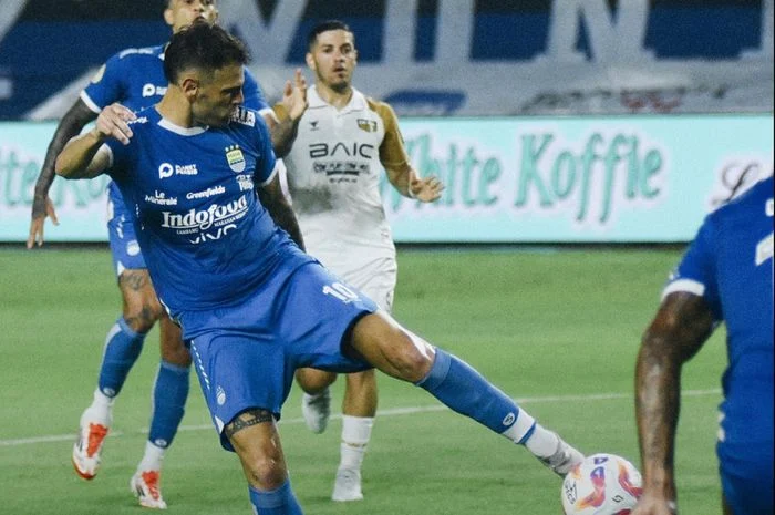 Persib Bandung Siap Tantang PSM Makassar Tanpa Bojan Hodak dan Tiga Pemain Kunci