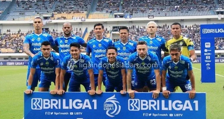 Persipura dan Persib Bandung Pimpin Klasemen Sementara Liga 1