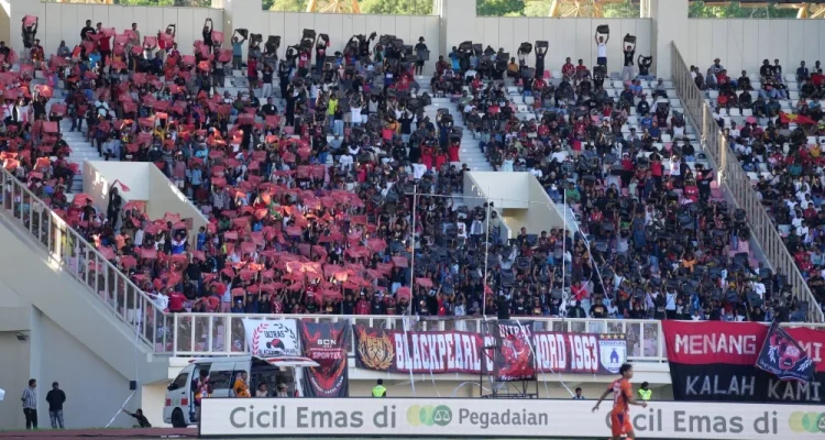 Persipura Jayapura Dihukum Tanpa Penonton Kandang Semusim Imbas Kerusuhan di Stadion Lukas Enembe