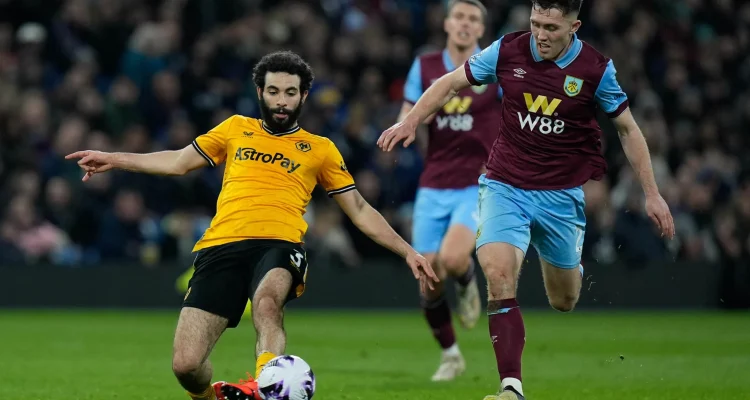 Pertandingan Seru Burnley vs Wolves: Pertarungan Sengit di Turf Moor