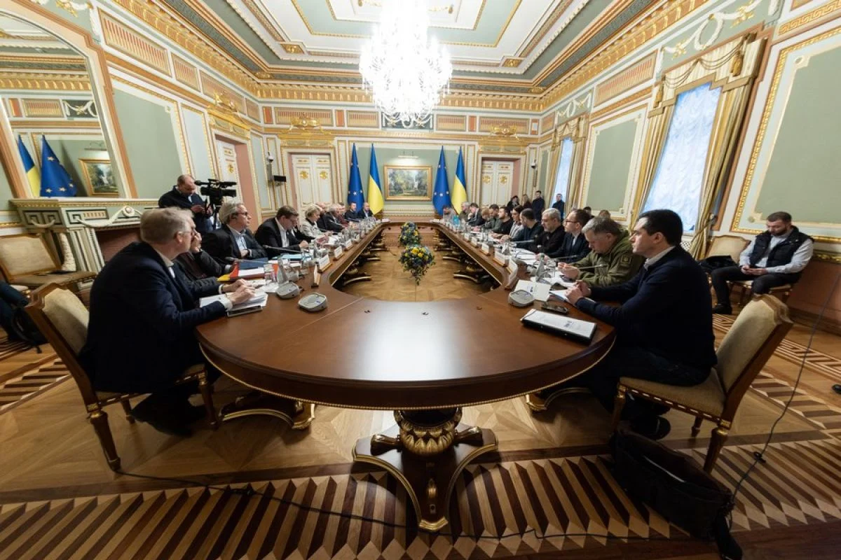 Pertemuan Mendadak Menteri Pertahanan Jerman dengan Ukraine untuk Produksi Senjata