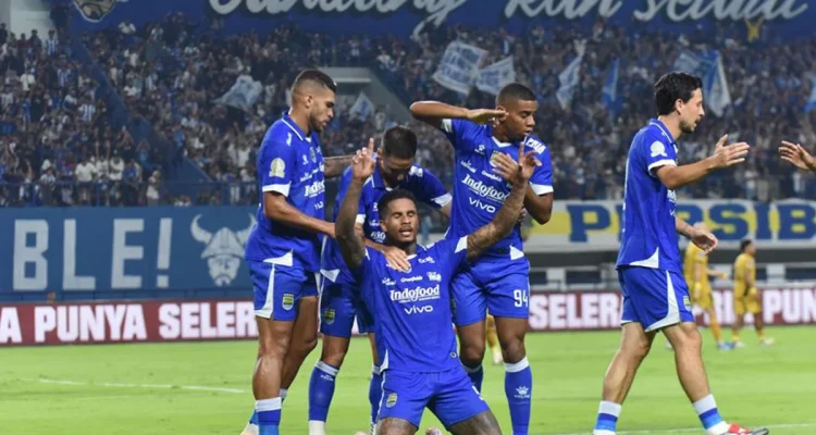 Prediksi Menegangkan: Bhayangkara FC vs Persib Bandung, Siapa yang Akan Menggenggam Tiga Poin?