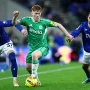Premier League: Statistik dan Pertandingan yang Menentukan