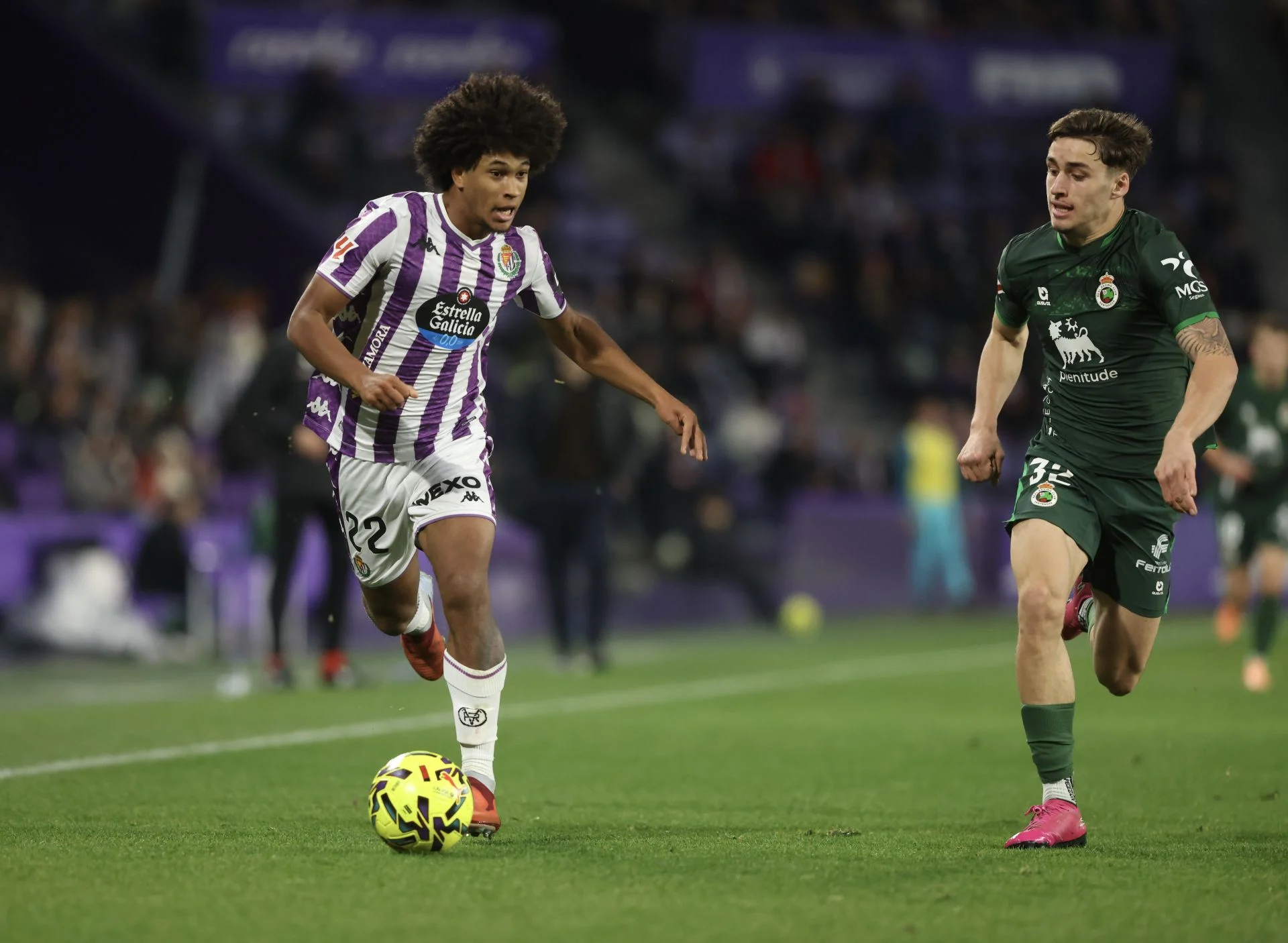Racing Santander Kembali ke La Liga Setelah 14 Tahun, Real Valladolid Alami Kekalahan