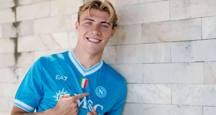 Rasmus Højlund: Siapa Dia?