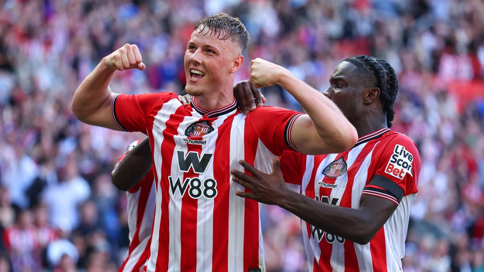 Red Card Dan Ballard Goyang Molineux: Wolves vs Sunderland Berakhir Imbang 1-1, Harapan Eropa Black Cats Surut