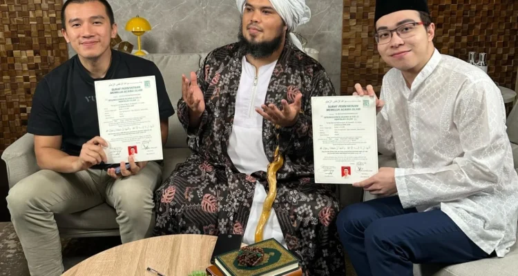 Richard Lee Tanggapi Pencabutan Sertifikat Mualaf, Tekankan Keimanan Pribadi di Tengah Polemik