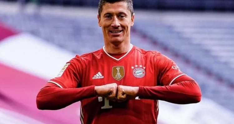 Robert Lewandowski Dijadikan Opsi Fantastis Liverpool: Rumor Transfer Musim Panas 2026