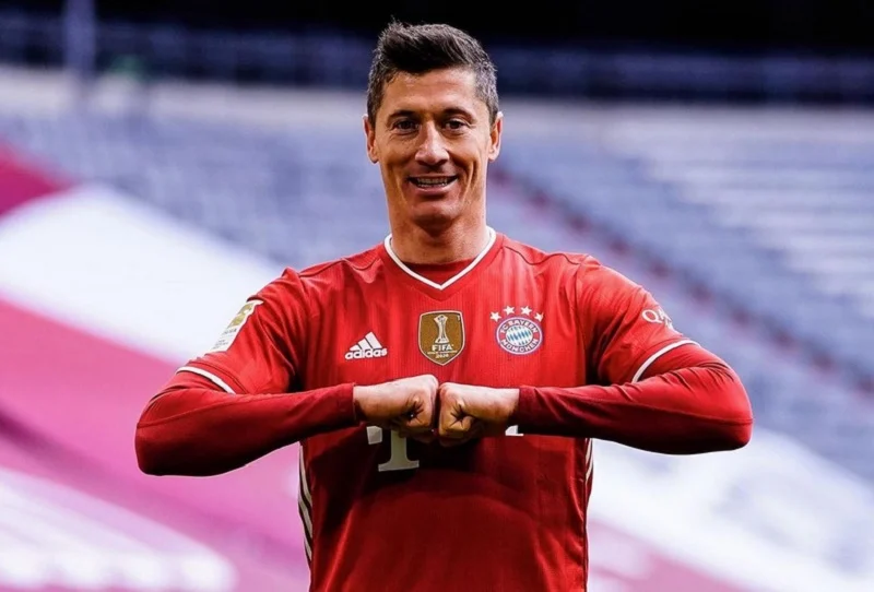 Robert Lewandowski Dijadikan Opsi Fantastis Liverpool: Rumor Transfer Musim Panas 2026