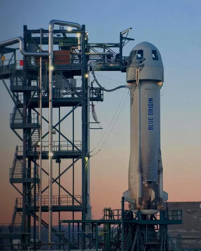 Roket Blue Origin Meledak dalam Uji Coba, Apa yang Terjadi?