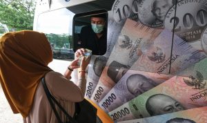 Rupiah Melemah, Berdampak pada Harga Mobil dan Industri Tahu