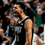 San Antonio Spurs Siap Balikkan Kemenangan di Game 2, Tantang Timberwolves dengan Rookie Hughes dan Strategi Baru