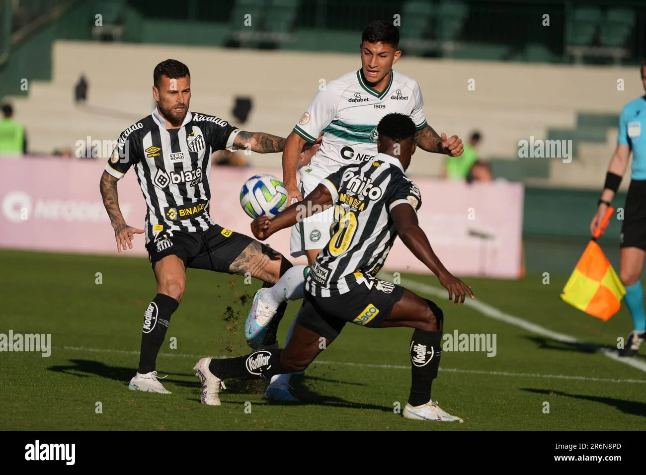Santos vs Coritiba: Kontroversi dan Kekecewaan di Lapangan