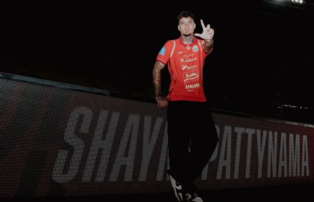 Shayne Pattynama: Dari Jong Utrecht ke Persija, Tantangan Minimin Menit dan Harapan Timnas