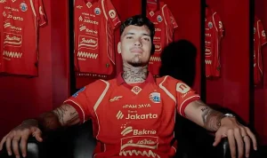 Shayne Pattynama Percaya Diri! Persija Siap Guncang Persib di El Clasico Jakarta